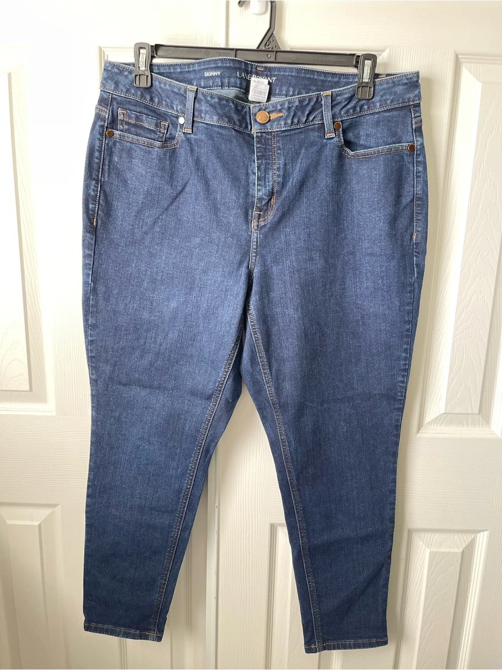 Lane Bryant women’s size 18 petite skinny jeans five pocket button front closure
